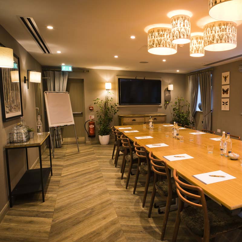 800x800-FISH-meeting-room Meeting room at The Fish